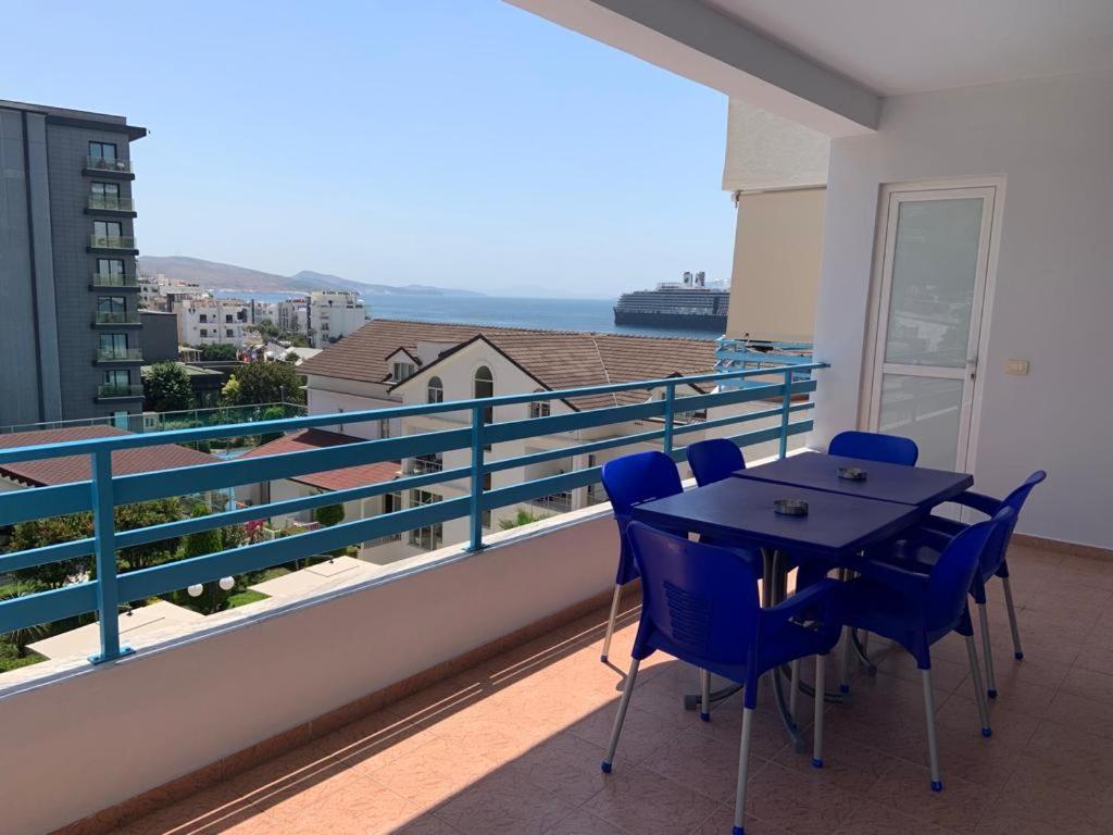 Apart-Hotel Alvi Sarandë エクステリア 写真