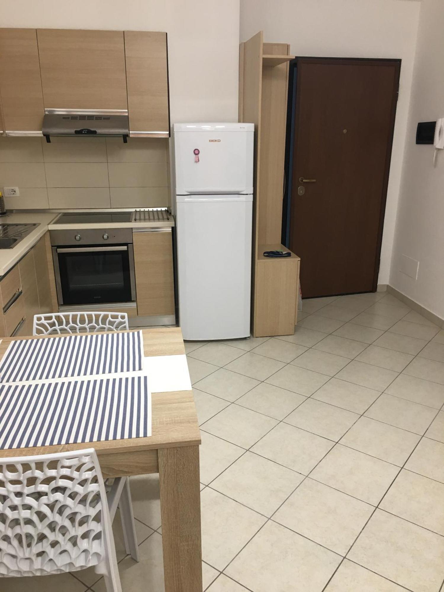 Apart-Hotel Alvi Sarandë エクステリア 写真