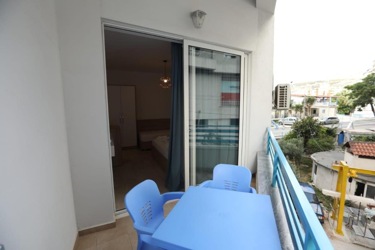 Apart-Hotel Alvi Sarandë エクステリア 写真
